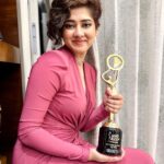 Ditipriya Roy Instagram – Got an award for the “Best supporting actress”for Bodhon . Thank you @tv9_bangla for this honour. Special thanks to @hoichoi.tv @svfsocial @aditiroyz for having faith in me . Words will fall short to express my gratitude to my audience 🙏🏻❤️
.
.
.
.
.
.
.
.
.
. #award #ghorerbioscope #tv9bangla #awardnight #lookbook #mood #positivity #love #gratitude #hope #blessings #thankful #pink #shorthair #posing #instadaily #instafashion #instalike