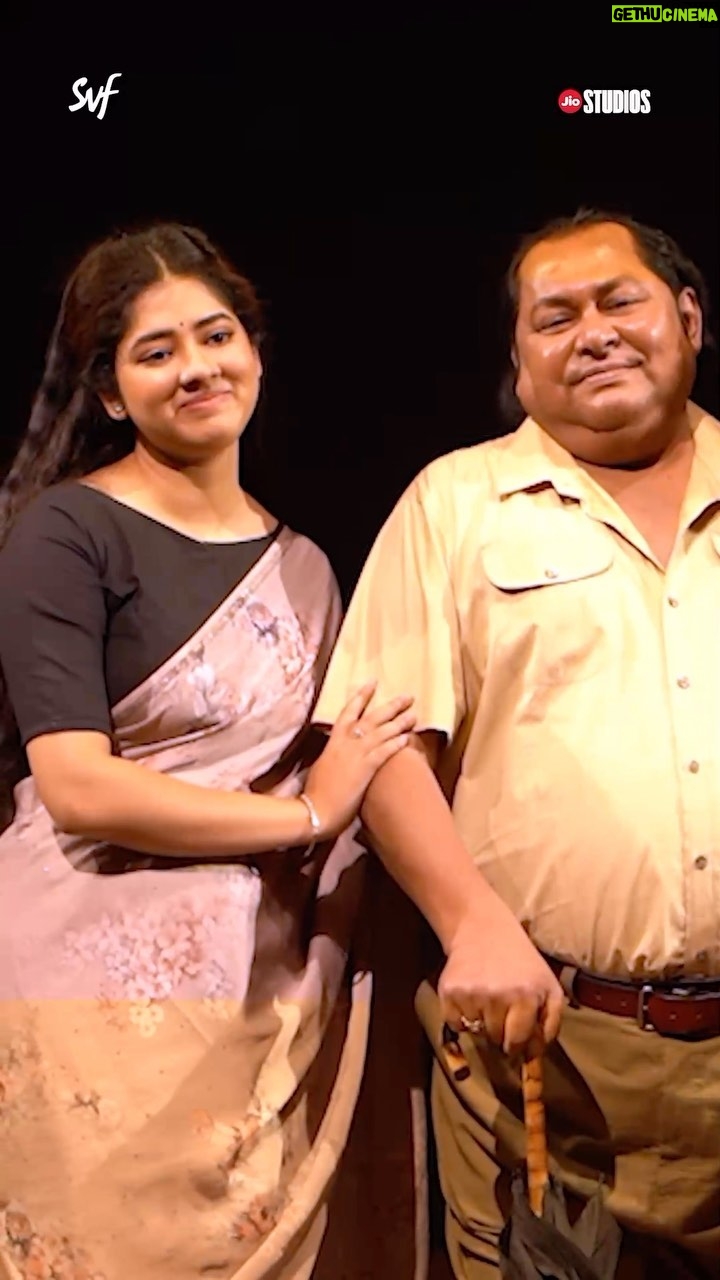 Ditipriya Roy Instagram - সদলবলে হাজির শ্রী শ্রী বগলা চরণ ভট্টাচার্য। #BoglaMama Official Trailer out now ▶️ : Link in Bio | Film directed by @dhrubo_banerjee_hi in cinemas 24th November. @graminstra1963 @riddhi_sen_ #RajatavaDutta @adhyaaparajita #KaushikSen #ReshmiSen @roy_ditipriya @biswanathbasuofficial @ujan.chatterjee @jeetsundor000 @haldar.soumik.isc @indraadeep @officialjiostudios @svfmusic #SVF