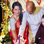 Ditipriya Roy Instagram - যারা হাজারো দুঃখ ,কষ্ট ,রাগ ,অভিমান ,ঝগড়া ,মনখারাপ কে সাথে নিয়েও প্রতিনিয়ত ভালোবাসতে শিখিয়েছে , কাল তাদের বন্ধুত্বের ২৫ তম জন্মদিনের কিছু মূহুর্ত . শুভ বিবাহবার্ষিকী ❤️ . . . . . . . . . . . . . . . #sunday #anniversary #parents #25thanniversary #celebration #family #gathering #gettogether #love #mood #happyfaces #posing #stylefashion #sundayfunday #sundayvibes #instadaily #maa #baba #lookbook #instamood #instalike #instafashion #instalove #instahome #instagram Home Sweet Home