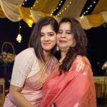 Ditipriya Roy Instagram - যারা হাজারো দুঃখ ,কষ্ট ,রাগ ,অভিমান ,ঝগড়া ,মনখারাপ কে সাথে নিয়েও প্রতিনিয়ত ভালোবাসতে শিখিয়েছে , কাল তাদের বন্ধুত্বের ২৫ তম জন্মদিনের কিছু মূহুর্ত . শুভ বিবাহবার্ষিকী ❤️ . . . . . . . . . . . . . . . #sunday #anniversary #parents #25thanniversary #celebration #family #gathering #gettogether #love #mood #happyfaces #posing #stylefashion #sundayfunday #sundayvibes #instadaily #maa #baba #lookbook #instamood #instalike #instafashion #instalove #instahome #instagram Home Sweet Home