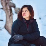 Ditipriya Roy Instagram - When she was just a girl, she expected the world But it flew away from her reach So she ran away in her sleep and dreamed of PARADISE ❄️❤️ . . . . . . . . . . . . #thursday #snow #paradise #nature #hills #mountaintop #candid #rejuvenation #tranquility #trip #familytrip #selflove #chilling #lyrics #mood #lookbook #kashmir #moutainlovers #instadaily #instamood #instalike #instagram #instacool Sonmarg, Kashmir