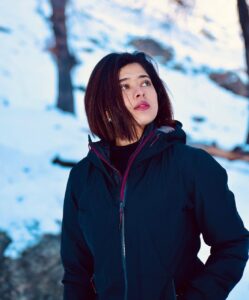 Ditipriya Roy Instagram - When she was just a girl, she expected the world But it flew away from her reach So she ran away in her sleep and dreamed of PARADISE ❄️❤️ . . . . . . . . . . . . #thursday #snow #paradise #nature #hills #mountaintop #candid #rejuvenation #tranquility #trip #familytrip #selflove #chilling #lyrics #mood #lookbook #kashmir #moutainlovers #instadaily #instamood #instalike #instagram #instacool Sonmarg, Kashmir