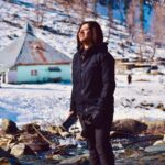 Ditipriya Roy Instagram - When she was just a girl, she expected the world But it flew away from her reach So she ran away in her sleep and dreamed of PARADISE ❄️❤️ . . . . . . . . . . . . #thursday #snow #paradise #nature #hills #mountaintop #candid #rejuvenation #tranquility #trip #familytrip #selflove #chilling #lyrics #mood #lookbook #kashmir #moutainlovers #instadaily #instamood #instalike #instagram #instacool Sonmarg, Kashmir