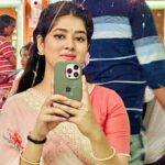 Ditipriya Roy Instagram - বগলা মামা কিন্তু তার দলবল নিয়ে এসে গেছে হইচই তে , তাই সপরিবারে আজই দেখে ফেলুন বগলা মামা যুগ যুগ জিও শুধুমাত্র @hoichoi.tv তে ! ♥️ . . . . . . . . . . . . . . #newfilm #boglamama #hoichoi #svf #behindthescenes #lookbook #character #happiness #comedy #love #tuesday #tuesdaythoughts #positivity #bonding #onscreen #offscreen #instadaily #instamood #instalove #instacool #instaphoto