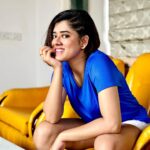 Ditipriya Roy Instagram - Wild flowers are sprouting ,inside my head Small little buds,as I let the light in……💫☀️ . . . . . . . . . . 📷 @sandip_jaiswal . . . . . #tuesday #newweek #posing #blue #shorthair #newyear #wildflowers #thoughts #thoughtoftheday #tuesdaythoughts #positivity #love #mood #moments #braids #winter #january #instadaily #instafashion #instagood #instalike #instacool