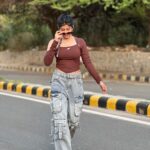Divya Sharma Instagram - 🤎𝘖 𝘈𝘢𝘬𝘩 𝘔𝘪𝘭𝘢𝘬𝘦 𝘋𝘪𝘭 𝘋𝘦𝘩𝘭𝘢𝘢𝘬𝘦 𝘎𝘢𝘺𝘢 𝘒𝘢𝘢𝘭𝘫𝘢 𝘒𝘢𝘢𝘵 𝘙𝘦 𝘞𝘰🤎 #divyaofficial09 #diamondsofdivya Delhi, India