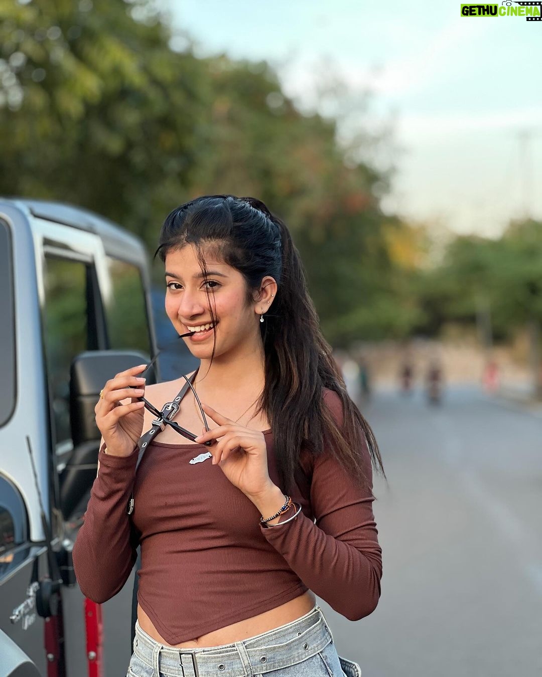 Divya Sharma - 200.9K Likes - 🤎𝘖 𝘈𝘢𝘬𝘩 𝘔𝘪𝘭𝘢𝘬𝘦 𝘋𝘪𝘭 𝘋𝘦𝘩𝘭𝘢𝘢𝘬𝘦 𝘎𝘢𝘺𝘢 𝘒𝘢𝘢𝘭𝘫𝘢 𝘒𝘢𝘢𝘵 𝘙𝘦 𝘞𝘰🤎
#divyaofficial09
#diamondsofdivya