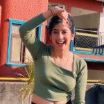 Divya Sharma Instagram - 𝐋𝐚𝐬𝐭 𝐦𝐞𝐢𝐧 𝐬𝐡𝐚𝐫𝐚𝐦 𝐡𝐞 𝐚𝐚𝐠𝐚𝐢 🙈😂 #divyaofficial09 #diamondsofdivya . . #reelitfeelit #reelkrofeelkro #explore #saiji #reelsinstagram #reelsvideo #reelsindia #reelsviral #reelsinsta #reelslovers #trendingreels #viralreels #fyp
