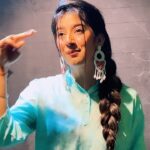 Divya Sharma Instagram - 𝐄𝐤 𝐩𝐚𝐥 𝐦𝐞𝐢𝐧 𝐬𝐚𝐛 𝐥𝐮𝐭𝐚𝐧𝐞 𝐤𝐨 ..... 🫣 #divyaofficial09 #diamondsofdivya . . #reelitfeelit #reelkrofeelkro #explore #saiji #reelsinstagram #reelsvideo #reelsindia #reelsviral #reelsinsta #reelslovers #trendingreels #viralreels #fyp