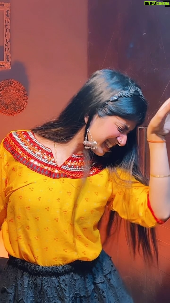 Divya Sharma - 208.3K Likes - 🍃🪕🦚
#divyaofficial09 #diamondsofdivya
.
.
#reelitfeelit #reelkrofeelkro #explore #saiji #reelsinstagram #reelsvideo #reelsindia #reelsviral #reelsinsta #reelslovers #trendingreels #viralreels #fyp