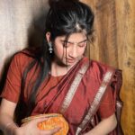 Divya Sharma Instagram – 𝐎𝐫 𝐟𝐢𝐫 𝐤𝐮𝐜𝐡 𝐲𝐮𝐧 𝐡𝐮𝐚 𝐤,
𝐀𝐩𝐧𝐢 𝐡𝐞 𝐭𝐚𝐬𝐰𝐞𝐞𝐫 𝐩𝐫 𝐝𝐢𝐥𝐥 𝐚𝐠𝐲𝐚 🫀🙈
#divyaofficial09 
#diamondsofdivya Delhi, India