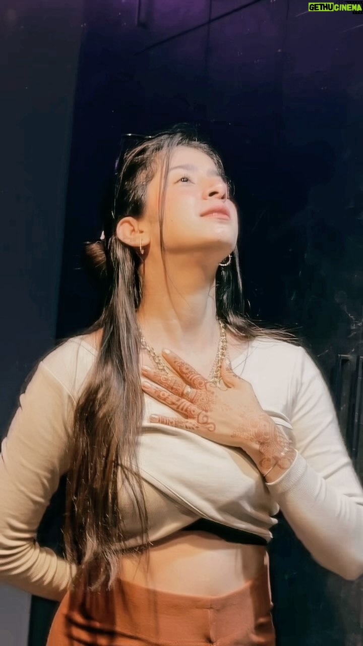 Divya Sharma Instagram - 26 🗓️🙌🏻 #divyaofficial09 #diamondsofdivya . . #reelitfeelit #reelkrofeelkro #explore #saiji #reelsinstagram #reelsvideo #reelsindia #reelsviral #reelsinsta #reelslovers #trendingreels #viralreels #fyp