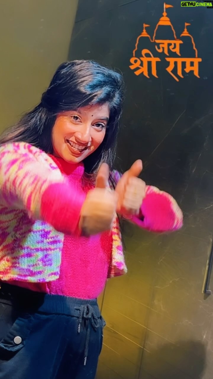Divya Sharma - 304.7K Likes - 🚩🛕जय श्री राम🚩🛕
@reels.factory
#divyaofficial09 #diamondsofdivya
.
.
#reelitfeelit #reelkrofeelkro #explore #saiji #reelsinstagram #reelsvideo #reelsindia #reelsviral #reelsinsta #reelslovers #trendingreels #viralreels #fyp