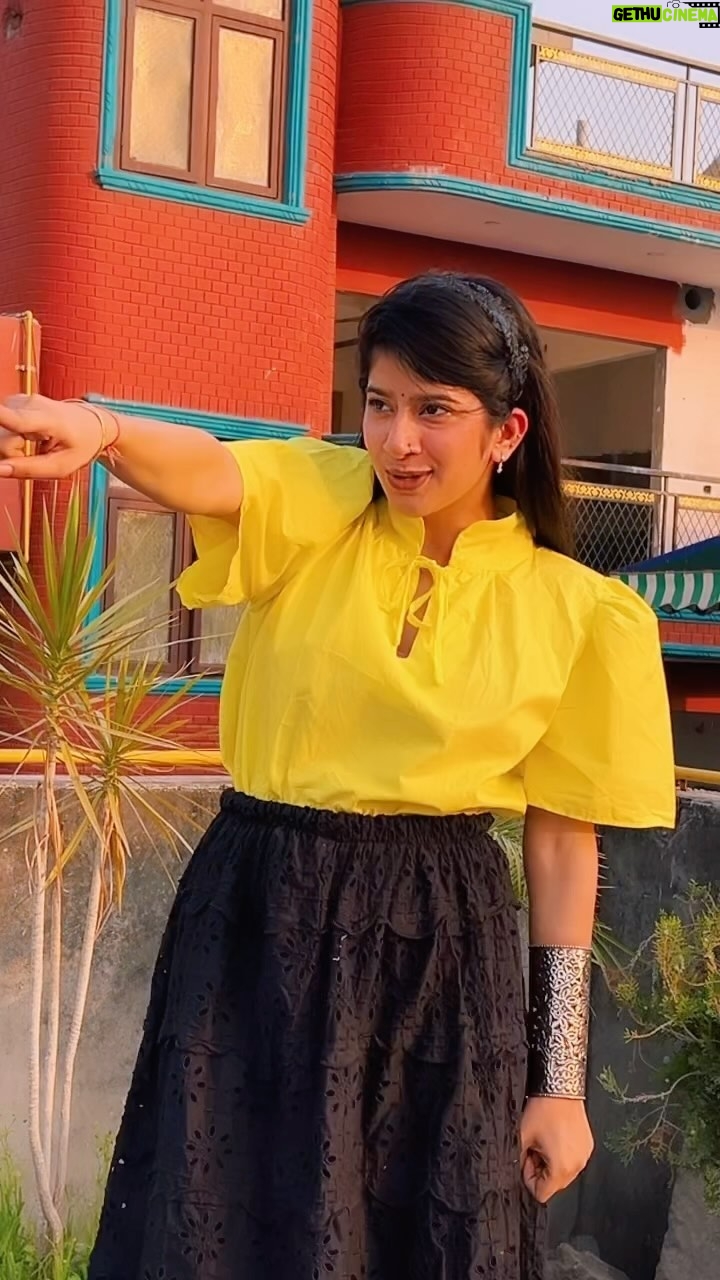Divya Sharma - 162.5K Likes - 𝗢𝗼𝗵 𝗠𝘂𝗻𝗱𝗮 𝗺𝗲𝗿𝗮🩷🫣
#divyaofficial09 #diamondsofdivya
.
.
#reelitfeelit #reelkrofeelkro #explore #saiji #reelsinstagram #reelsvideo #reelsindia #reelsviral #reelsinsta #reelslovers #trendingreels #viralreels #fyp