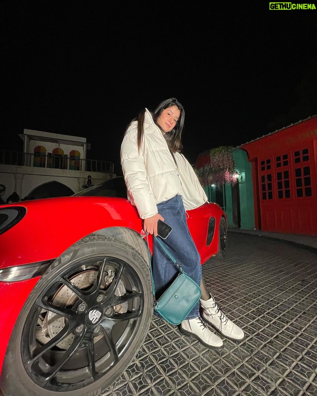 Divya Sharma Instagram - 𝗟𝗮𝗮𝗹 𝗽𝗮𝗿𝗶🏎️❤️🔥 #divyaofficial09 #diamondsofdivya
