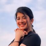 Divya Sharma Instagram - 🤝🏻🔗 #divyaofficial09 #diamondsofdivya . . #reelitfeelit #reelkrofeelkro #explore #saiji #reelsinstagram #reelsvideo #reelsindia #reelsviral #reelsinsta #reelslovers #trendingreels #viralreels #fyp
