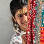 Divya Sharma Instagram - 🩵♥️💛 होली है 🩵💛♥️ #divyaofficial09 #diamondsofdivya New Delhi