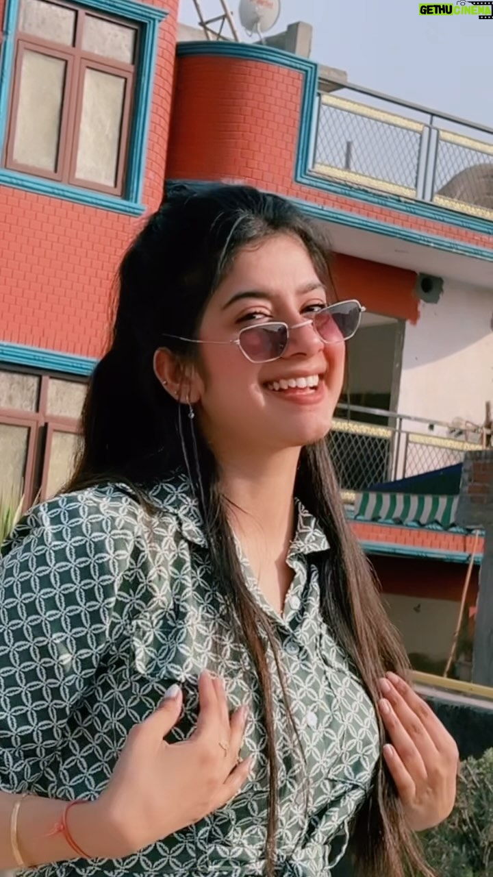 Divya Sharma Instagram - 🫶🏻🫣 #divyaofficial09 #diamondsofdivya . . #reelitfeelit #reelkrofeelkro #explore #saiji #reelsinstagram #reelsvideo #reelsindia #reelsviral #reelsinsta #reelslovers #trendingreels #viralreels #fyp