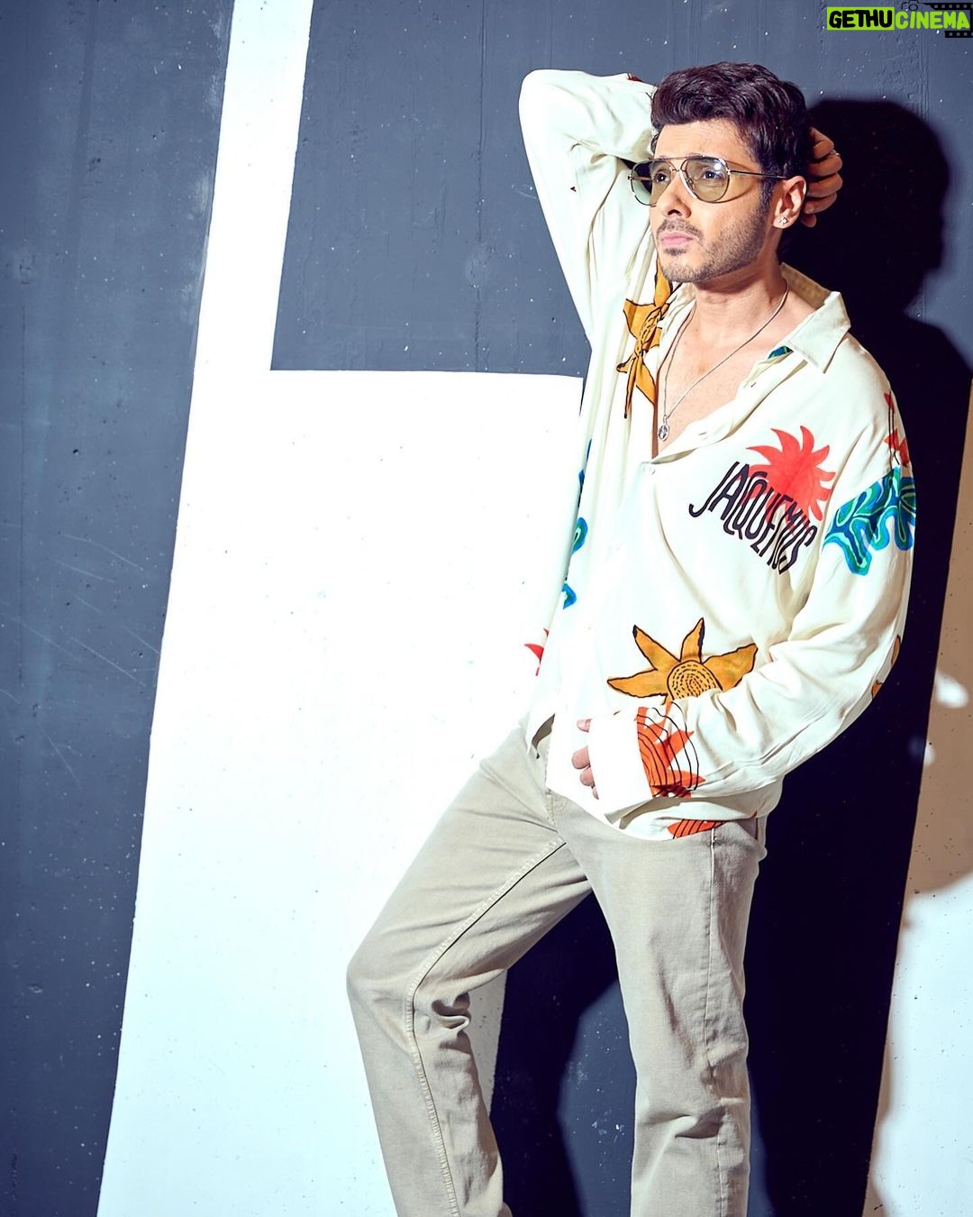 Divyenndu Instagram - Yo Yo Yo!!! Shirt - @jacquemus Boots - @allsaints Sunglasses - @opiumeyewear @tanngcommunications Styled by - @styledbychandani @style.cell Style team - @astha_kothari Fashion intern - @bedazzledbygk