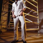Divyenndu Instagram - Clicko!!! The Railway Men promotions!!! Shirt: @zara Suit: @nm_design_studio Shoes: @zara Styled by: @dhruvadityadave Hair by: @hairplaywitshabby Make up by: @jatin_veerkar Style team: @deatickoo @kenisha_shah