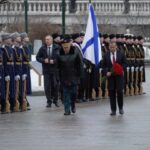 Dmitry Medvedev Instagram - С Днём защитника Отечества! #ЗащитимПамятьГероев #ЯПомню