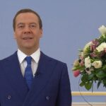 Dmitry Medvedev Instagram - С праздником, дорогие женщины! Будьте здоровы, счастливы и любимы!