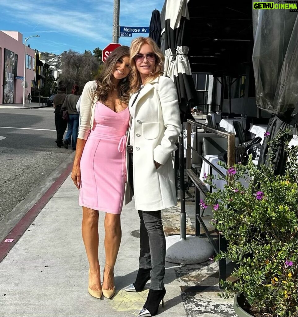 Donna D'Errico Instagram - Lunch with my beautiful friend @traceybregman1 ❤️☺️ Beverly Hills, California