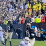 Drew Brees Instagram - 😳 What a catch! These two teams are going at it. Fun game to watch!