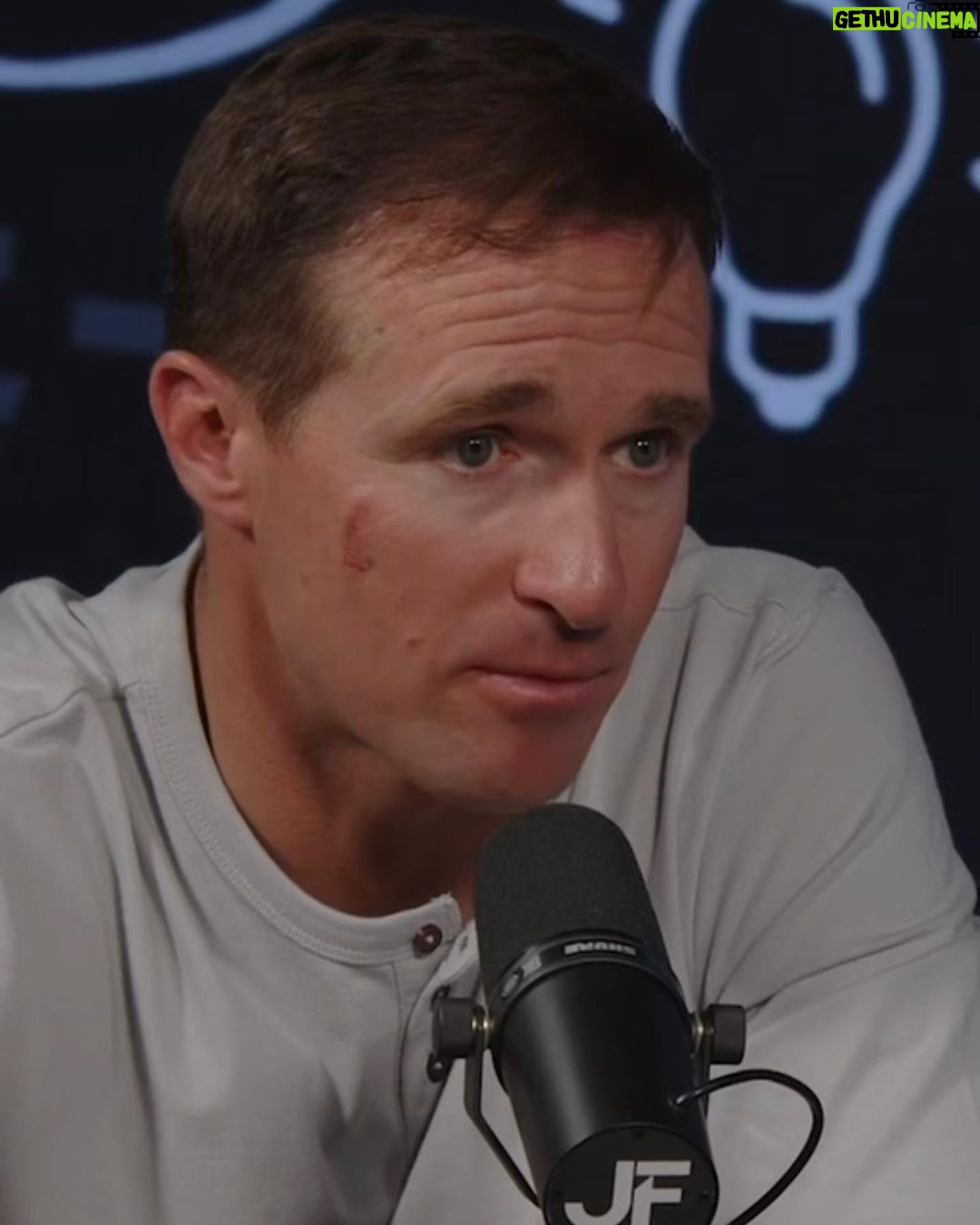 Drew Brees Instagram - Check out the latest article from Entrepreneur with great insight from The Jeff Fenster Show & Podcast. https://www.entrepreneur.com/starting-a-business/drew-brees-from-football-to-franchising/457074 @fensterjeff @everbowlcraftsuperfood @smalls_sliders @walkons @_franworth_ Link in the bio!