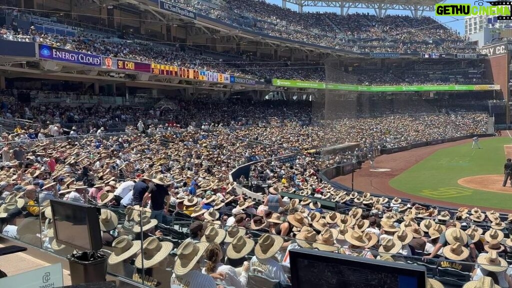 Drew Brees Instagram - Free Hat Day at Petco Park @padres 13 runs scored total in the 3/4 inning by both teams!