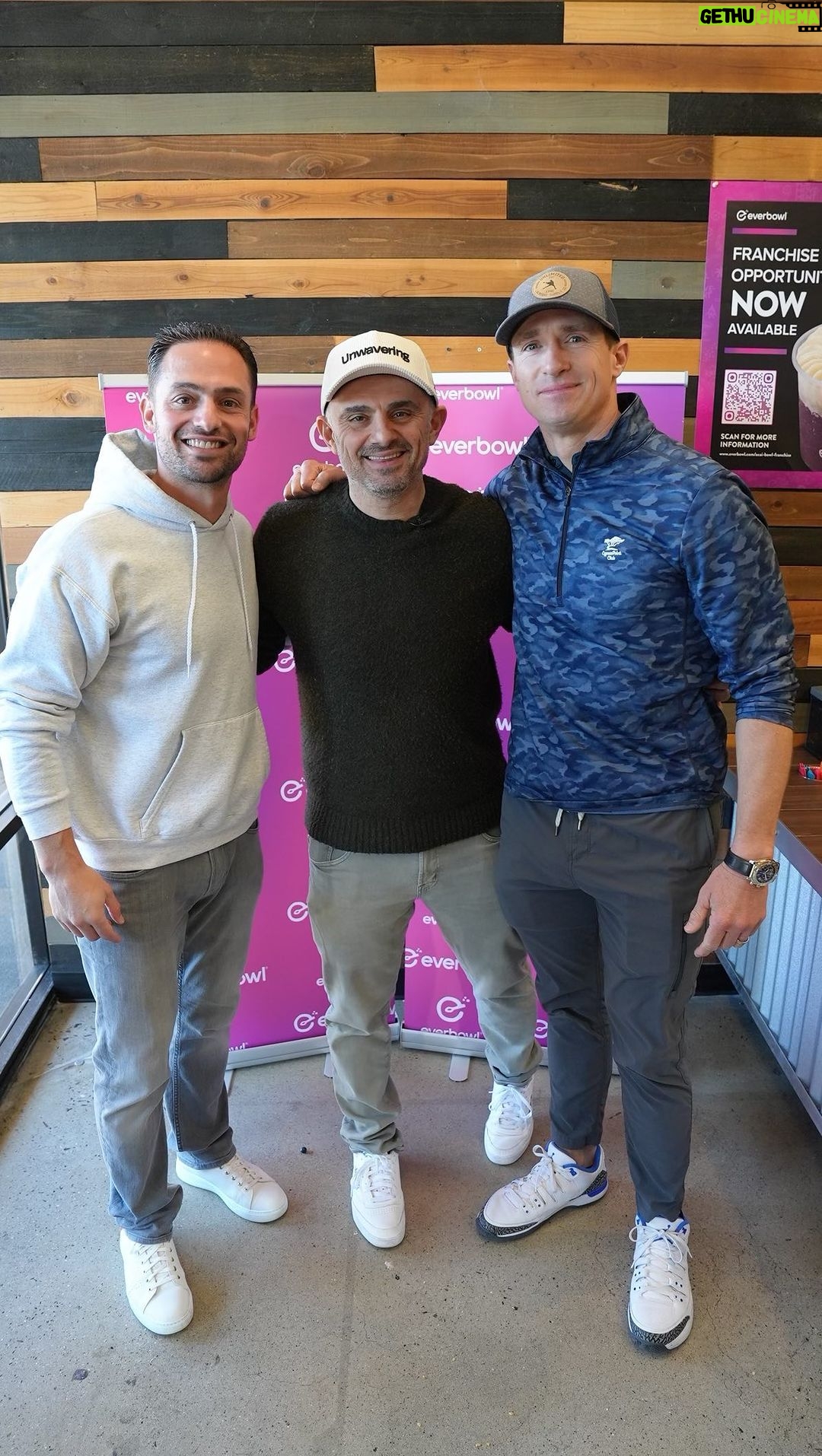 Drew Brees Instagram - Great hanging with @garyvee and @fensterjeff today in Everbowl San Marcos unveiling the partnership with @everbowlcraftsuperfood and @veefriends! Next level!