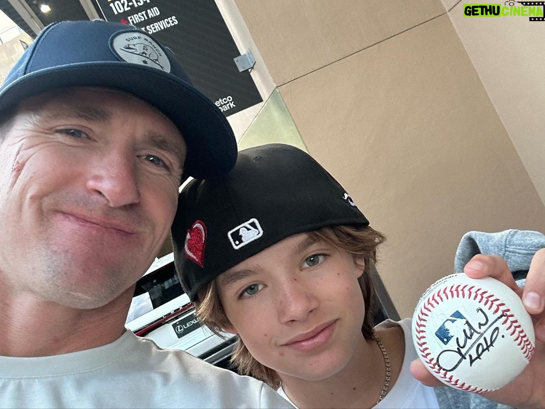 Drew Brees Instagram - Woke up in Lemoore, CA, Surf Ranch in the AM, @padres batting practice in the afternoon, Juan Soto and Joe Musgrove autograph and now watching Slam Diego take on the Mets!! Let’s go Padres!! Not a bad day!!!