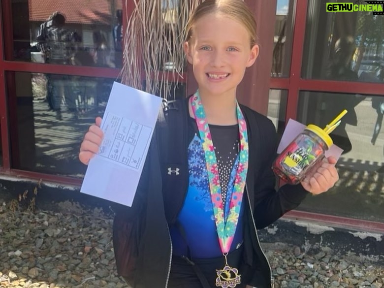 Drew Brees Instagram - Rylen did great in her gymnastics meet today! So proud of her and her team!