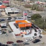 Drew Brees Instagram - Grand Opening today in Metairie for @smalls_sliders was a Huge Success!!! Cars keep sliding thru. We are on track to break the single day record! Love bringing another great business to NOLA!!!!