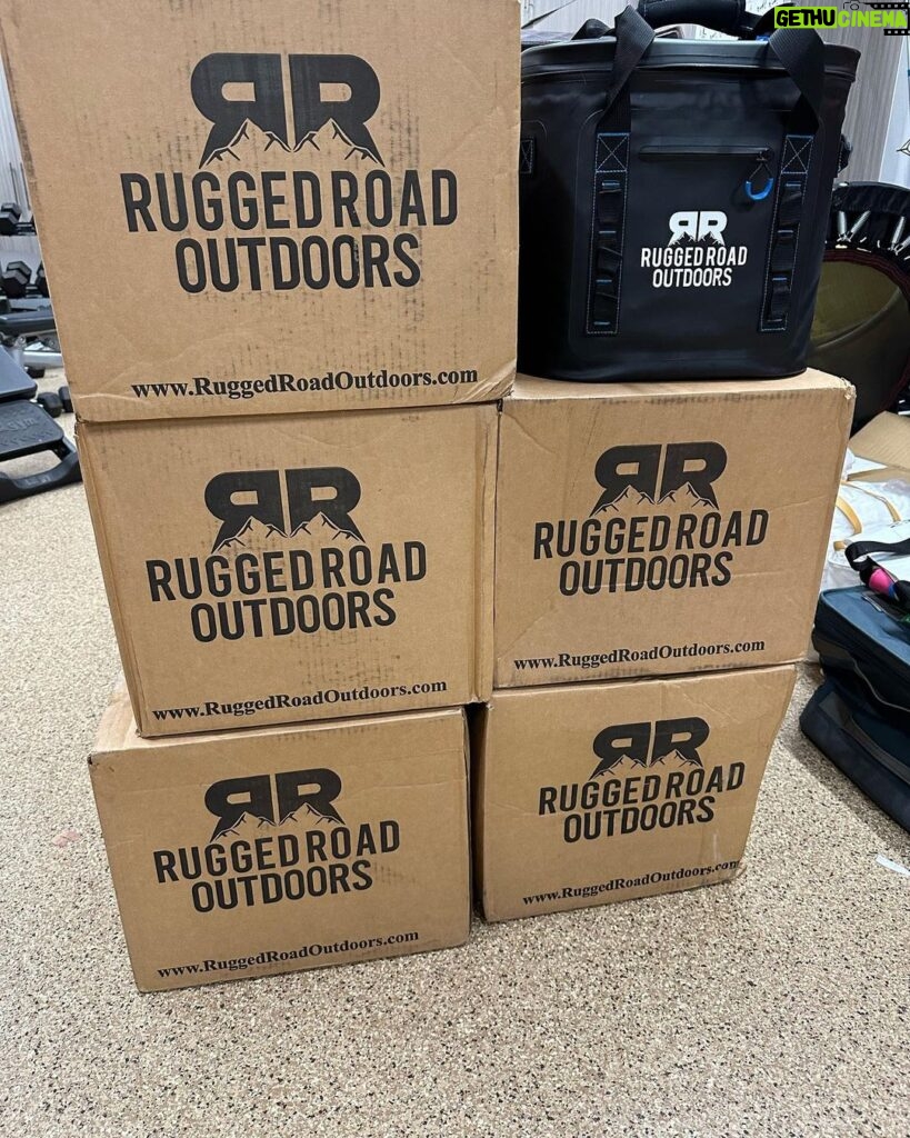 Drew Brees Instagram - Just bought a bunch of Christmas gifts! These coolers are the best! Light & Rugged! The boys are gonna be happy! @rugged_road_outdoors