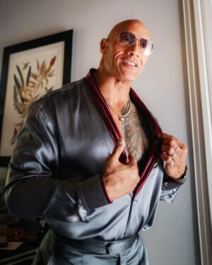 Dwayne Johnson Instagram - Baby let’s cruise 
#oscars 

📸 @flanneryunderwood