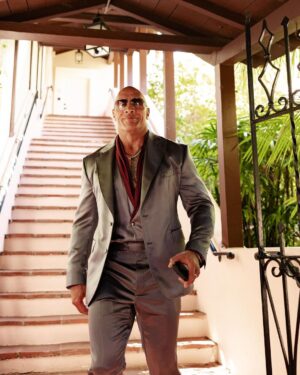 Dwayne Johnson Instagram - Baby let’s cruise 
#oscars 

📸 @flanneryunderwood