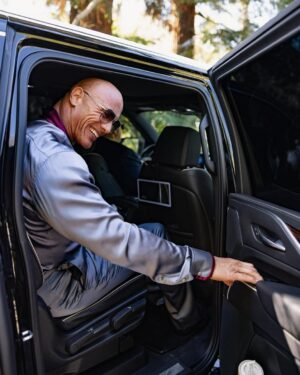Dwayne Johnson Instagram - Baby let’s cruise 
#oscars 

📸 @flanneryunderwood