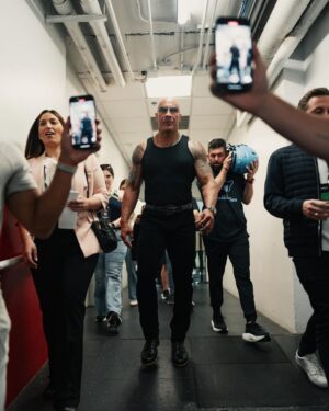 Dwayne Johnson Instagram - Felt the strong mana all weekend as we launched our @UFL ✨🏈

Onward. 

#UnitedFootballLeague 
#season1 
@foxsports 
@espn 

📸 • @flanneryunderwood