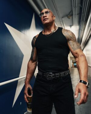Dwayne Johnson Instagram - Felt the strong mana all weekend as we launched our @UFL ✨🏈

Onward. 

#UnitedFootballLeague 
#season1 
@foxsports 
@espn 

📸 • @flanneryunderwood