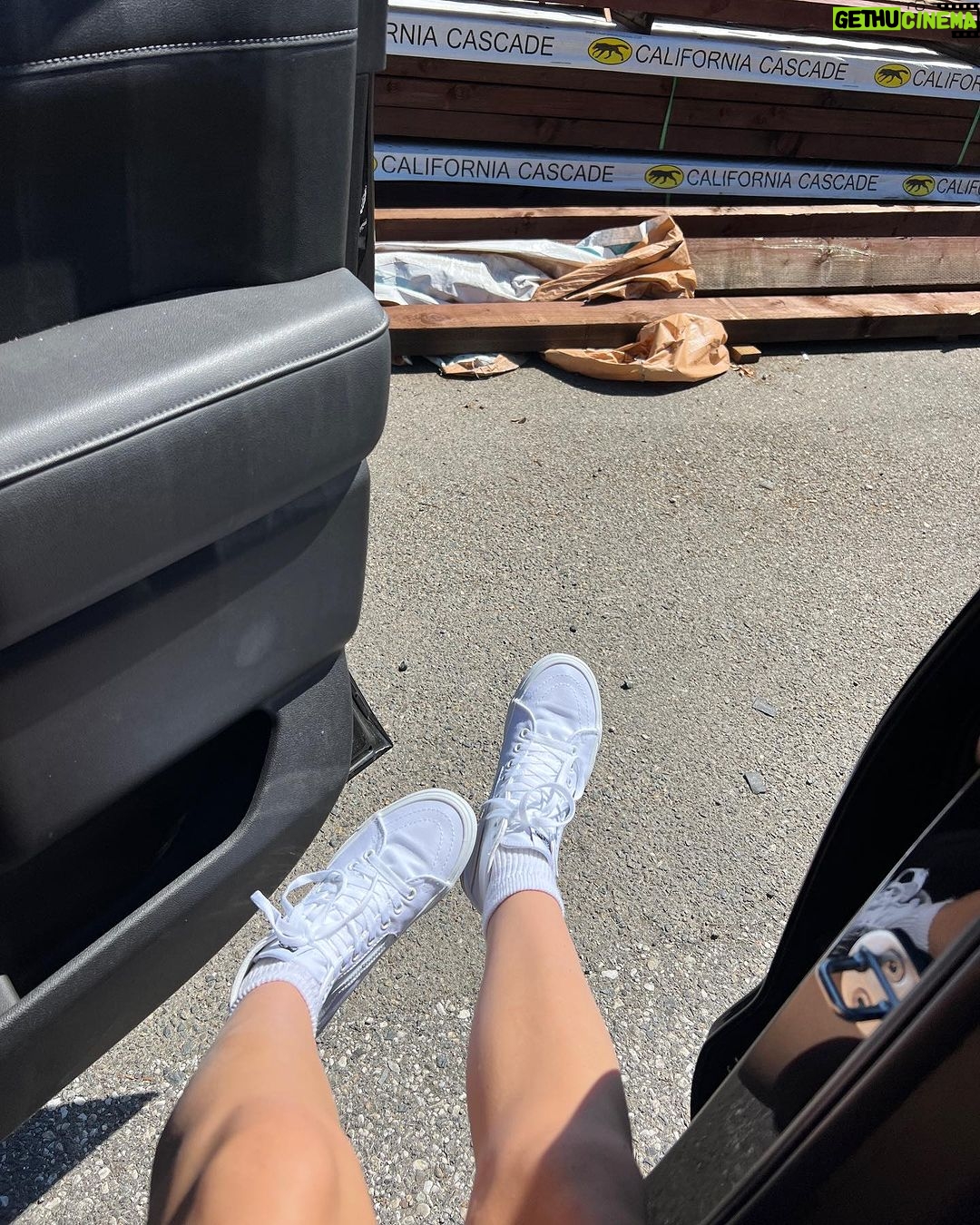Dylan Conrique Instagram - i don’t want summer to be over