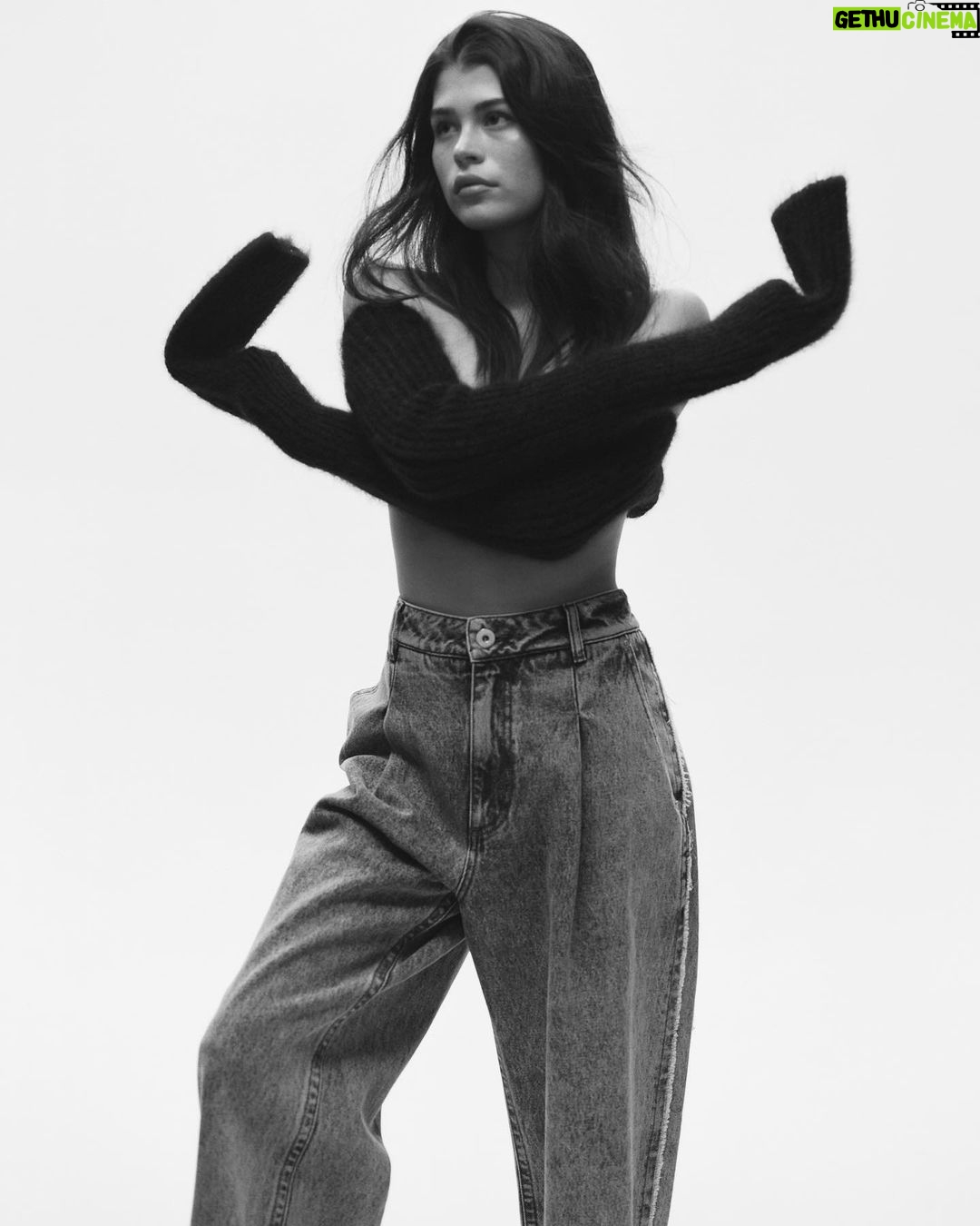 Dylan Conrique Instagram - new new with @oddamagazine 🖤 In conversation with @vincentperella 
Photographer @kurt_lavastida 
Fashion Editor @lennonngabriel 
Makeup Artist @makeup_annak 
Hairstylist @phoebes 
Photographer Assistant @ahmad_k._smith 
Fashion Assistant @aabbygordon you can read my interview on the ODDA app !!
