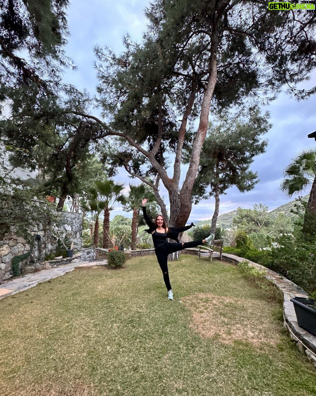 Ebru Akel Instagram - Nature mama 🍃☀️✨💫 Bodrum, Mugla
