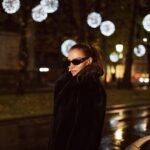 Ebru Akel Instagram - Best time of the year in Munich and my second home @bayerischerhof_munich hotel is my partner for this unique shooting ✨ Thanks once again, see you next time 🎄 @bayerischerhof_munich @moritz.nowak 📸 @ozgemerve1 styling w @beautyomelette @eezgicoban @damla743 💋 @saracamos 🫶 #davet Hotel Bayerischer Hof München