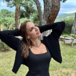 Ebru Akel Instagram - Nature mama 🍃☀️✨💫 Bodrum, Mugla