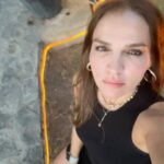 Ebru Akel Instagram - Hikayede kalmasin , zira hikaye derin 🧐