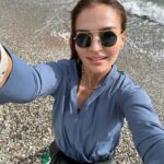 Ebru Akel Instagram - Hikayede kalmasin , zira hikaye derin 🧐