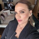 Ebru Akel Instagram - Bu günün hikayesi burada kalsin ..