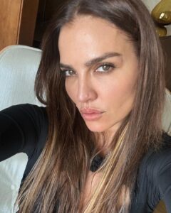 Ebru Akel Instagram - I see you 🌷