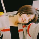 Elaiza Ikeda Instagram – 仕事用デスクにアイロンビーズ置いててforever young 感じます